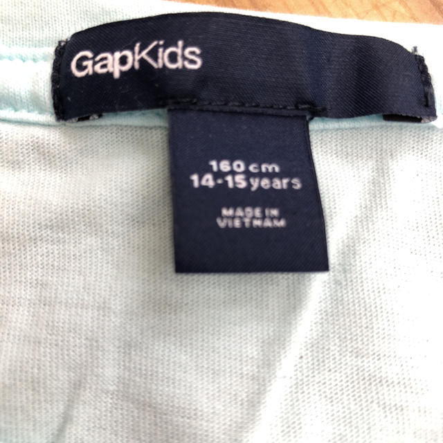 GAP(ギャップ)のチョコ様専用 新品   Gap スパンコールシャツ160  2枚 キッズ/ベビー/マタニティのキッズ服女の子用(90cm~)(Tシャツ/カットソー)の商品写真