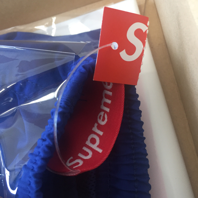 Supreme(シュプリーム)のXL Supreme Arc Logo Water Short royal 青 メンズの水着/浴衣(水着)の商品写真