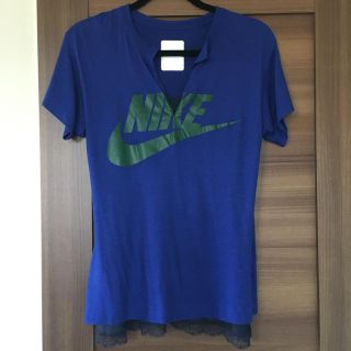 サカイ(sacai)のsacai × nike  コラボTシャツ SALE！(Tシャツ(半袖/袖なし))