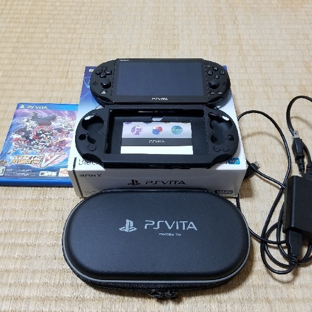 携帯用ゲーム機本体PlayStationVITA PCH-2000