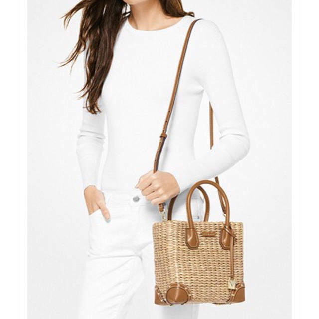 Michael Kors(マイケルコース)の新品マイケルコース ❤︎Malibu Woven Straw Crossbody レディースのバッグ(かごバッグ/ストローバッグ)の商品写真