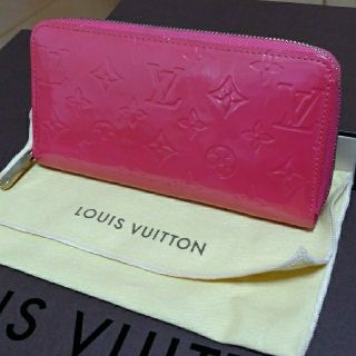 ルイヴィトン(LOUIS VUITTON)のLOUIS VUITTON　ヴェルニ　長財布｢ジッピーウォレット(長財布)