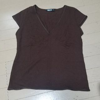 ダナキャランニューヨーク(DKNY)のトップス(Tシャツ(半袖/袖なし))