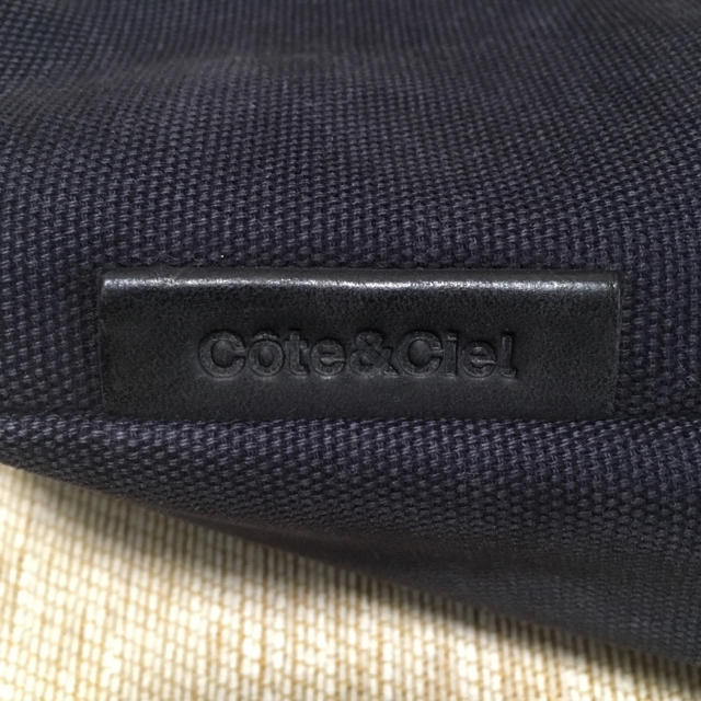 cote&ciel(コートエシエル)のCote&Ciel Messenger Bag メンズのバッグ(メッセンジャーバッグ)の商品写真