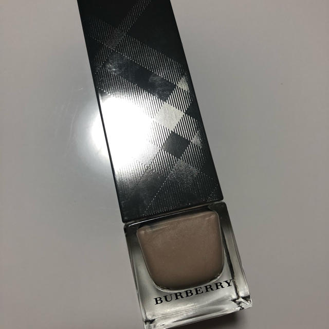 BURBERRY(バーバリー)のバーバリー 化粧下地 ツヤ肌 コスメ/美容のベースメイク/化粧品(化粧下地)の商品写真