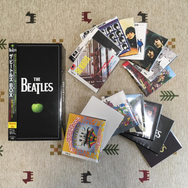 THE BEATLES BOX