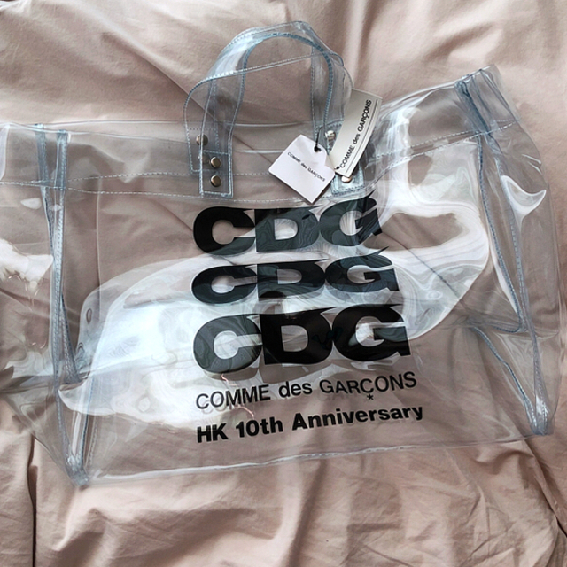 COMME des GARCONS(コムデギャルソン)のCOMME des GARCONS PVC ビニールトートバッグ CDG レディースのバッグ(トートバッグ)の商品写真