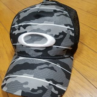 オークリー(Oakley)のOAKLEY（ｵｰｸﾘｰ）メンズキャップ(キャップ)