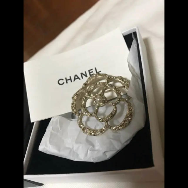 CHANEL カメリア 13P パール ラインストーン ブローチ