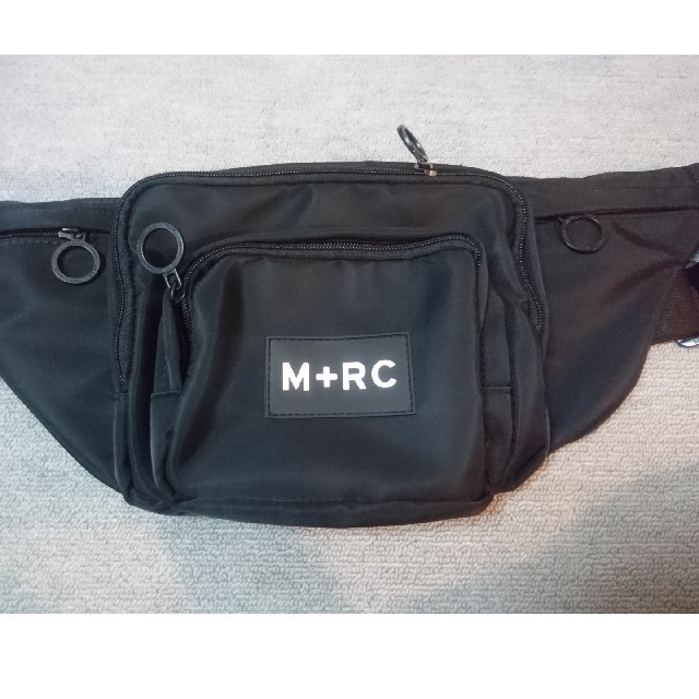 m+rc noir essential belt bag black-