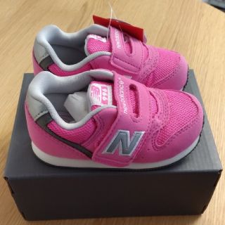 ニューバランス(New Balance)の箱なし　ニューバランス ベビー スニーカー
16.0cm マゼンタピンク(スニーカー)