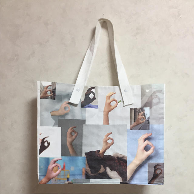 MM6(エムエムシックス)のマルタンマルジェラ MM6 ショッパーズバッグ 中 レディースのバッグ(ショップ袋)の商品写真