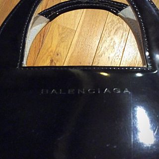 バレンシアガバッグ(BALENCIAGA BAG)のバレンシアガ エナメルバック(トートバッグ)