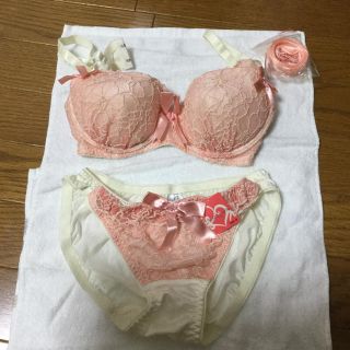 5.新品☆ブラショーツセット(ブラ&ショーツセット)