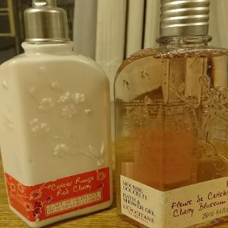 ロクシタン(L'OCCITANE)のボディミルク&シャワージェル(ボディローション/ミルク)