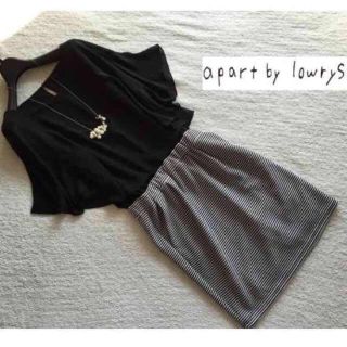 アパートバイローリーズ(apart by lowrys)の美品★lowrys★異素材ワンピース★(ひざ丈ワンピース)