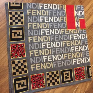 フェンディ(FENDI)のハンカチ(ハンカチ)