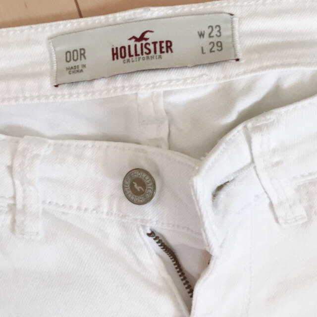 Hollister(ホリスター)のホリスター スキニーホワイト  レディースのパンツ(デニム/ジーンズ)の商品写真