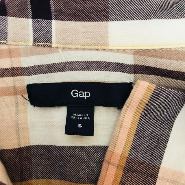 GAP(ギャップ)の【美品】 Gap カジュアルシャツ(長袖)  レディースのトップス(シャツ/ブラウス(長袖/七分))の商品写真