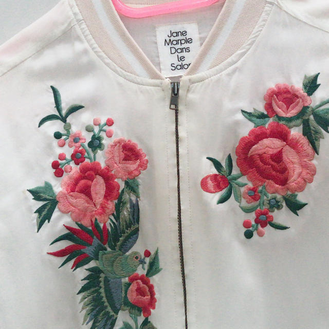 ジェーンマープル　ジャケット　ブルゾン　美品　薔薇　刺繍