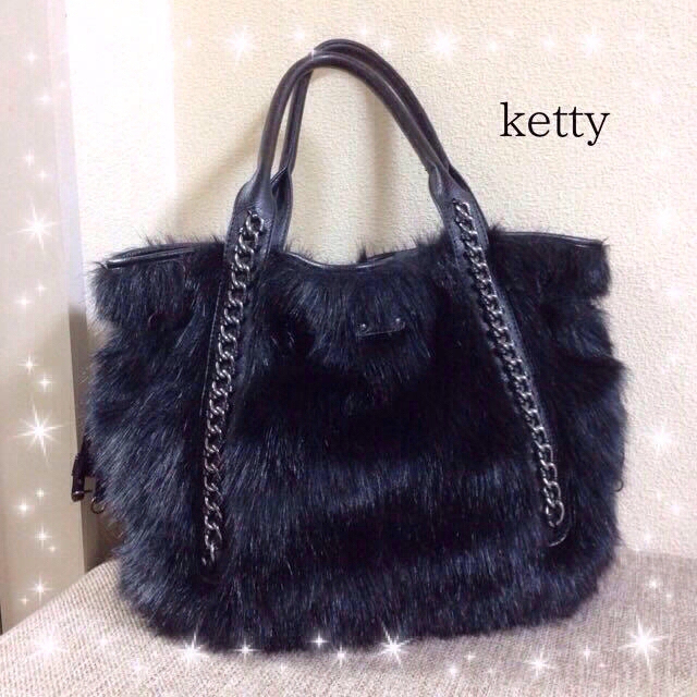 ketty(ケティ)の美品 フェイクファー トートbag レディースのバッグ(トートバッグ)の商品写真