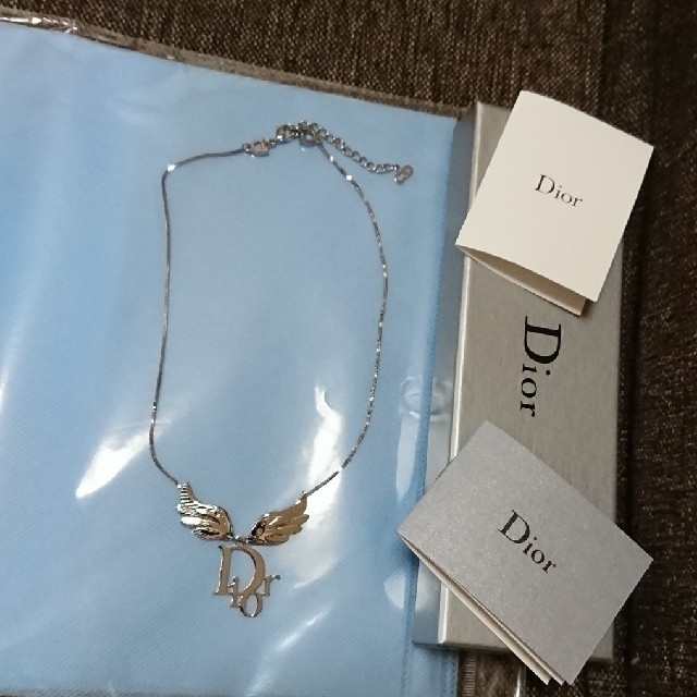 Dior(ディオール)のディオール Dior 羽 ネックレス チョーカー レディースのアクセサリー(ネックレス)の商品写真