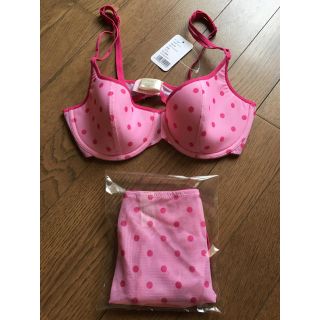 PEACH JOHN(ブラ&ショーツセット)のフリマアイテム一覧 PEACH JOHN(ブラ&ショーツセット)のフリマアイテム一覧