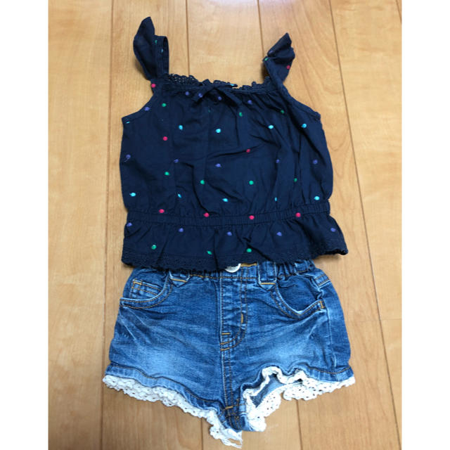 babyGAP(ベビーギャップ)のギャプ  トップス  キャミソール 80 ショートパンツ キッズ/ベビー/マタニティのベビー服(~85cm)(タンクトップ/キャミソール)の商品写真