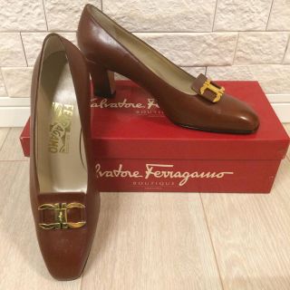 サルヴァトーレフェラガモ(Salvatore Ferragamo)の【サルヴァトーレフェラガモ】 レディースパンプス(ハイヒール/パンプス)