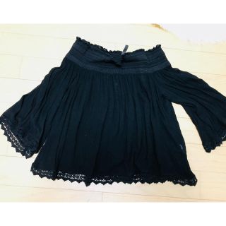 ザラ(ZARA)のZARAオフショルダートップス(カットソー(半袖/袖なし))