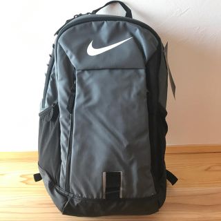 ナイキ(NIKE)のNIKE バックパック 32L グレー(バッグパック/リュック)