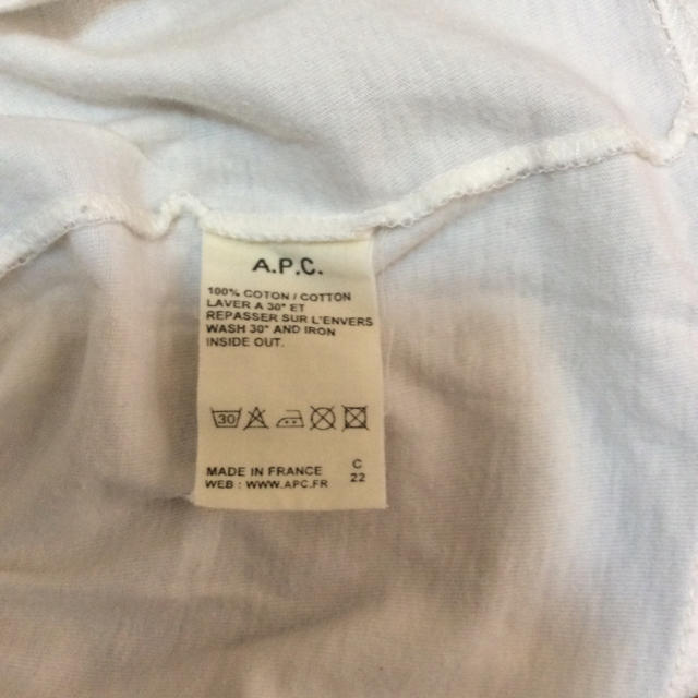 A.P.C(アーペーセー)のapc ジェシカオグデン キッズ 6歳 Tシャツ 2枚セット キッズ/ベビー/マタニティのキッズ服女の子用(90cm~)(Tシャツ/カットソー)の商品写真