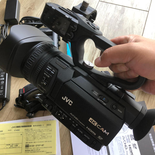 数々のアワードを受賞】 cam 4K Victor JVC オマケ多数 GY-HM200 ビデオカメラ