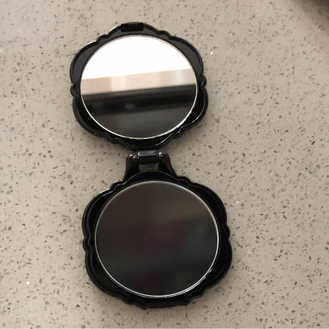ANNA SUI(アナスイ)のANNA SUI 鏡 コンパクトミラー & あぶらとり紙ケース セット レディースのファッション小物(ミラー)の商品写真