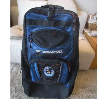 SCUBAPROのキャリーバック(スキューバダイビング機材用キャリーバッグ)