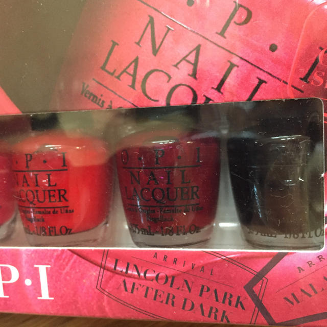 OPI(オーピーアイ)のO P I ネイルセット コスメ/美容のネイル(マニキュア)の商品写真