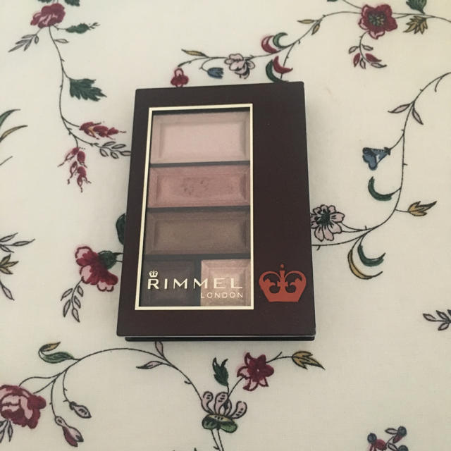 RIMMEL(リンメル)のMi♡様お取り置き🌷 コスメ/美容のベースメイク/化粧品(アイシャドウ)の商品写真