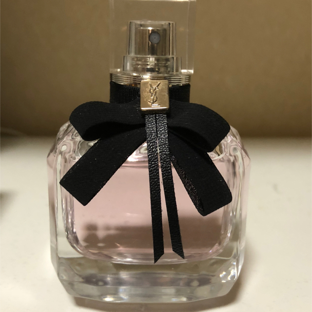 Yves Saint Laurent Beaute(イヴサンローランボーテ)のYves Saint Laurent モン･パリ50ml コスメ/美容の香水(香水(女性用))の商品写真