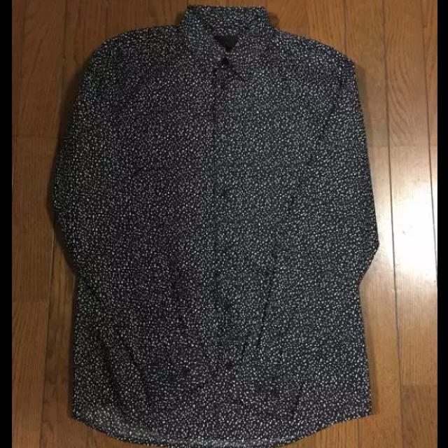 Saint Laurent(サンローラン)のH&M スプラッター シャツ メンズのトップス(シャツ)の商品写真