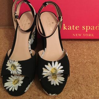 ケイトスペードニューヨーク(kate spade new york)のKate spade 花柄ウェッジサンダル(サンダル)