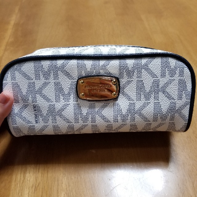 MICHAEL KORS　ポーチ