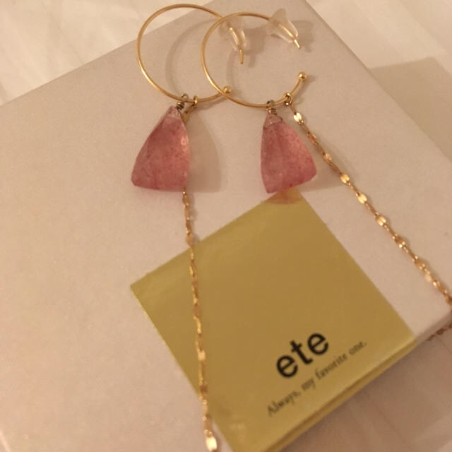 ete ピアス✴︎ストロベリークォーツ