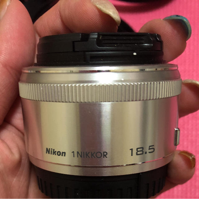Nikon nikon j5 ダブルレンズキットの通販 by m.shop｜ニコンならラクマ - 値下げ 超激安新作
