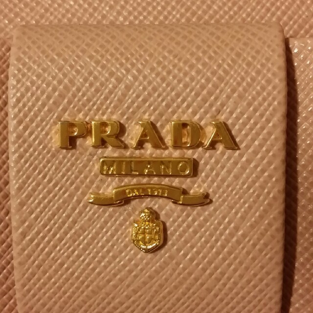 ＰＲＡＤＡ 　お値下げします。プラダ財布　リボン　サフィアーノ　超美品です♪