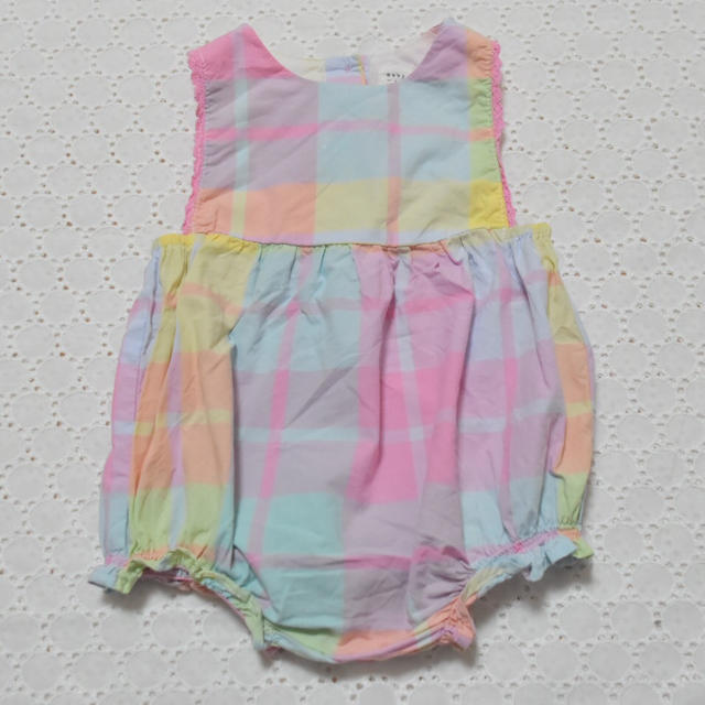 babyGAP(ベビーギャップ)のノースリーブカバーオール キッズ/ベビー/マタニティのベビー服(~85cm)(カバーオール)の商品写真