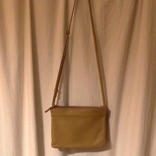 セリーヌ(celine)のCELINE  トリオラージ(ショルダーバッグ)