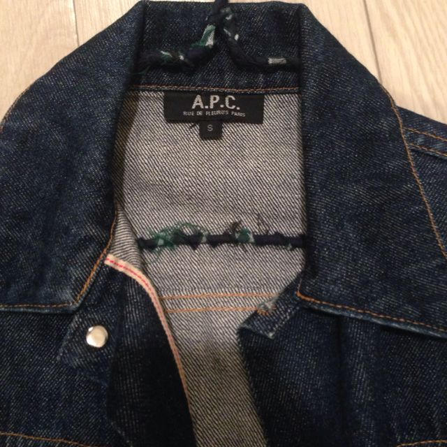 A.P.C(アーペーセー)のAPC デニムジャケット レディースのジャケット/アウター(Gジャン/デニムジャケット)の商品写真