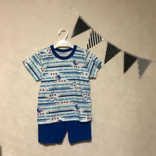 ニシマツヤ(西松屋)の【110】新品 新幹線柄 セットアップ パジャマ ルームウェア 半袖Tシャツ(パジャマ)