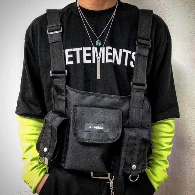 レア Awende Chest Bag チェストバッグ ブラック チェストリグの通販 By まーぼー S Shop ラクマ レア Awende Chest Bag チェストバッグ ブラック チェストリグの通販 By まーぼー S Shop ラクマ