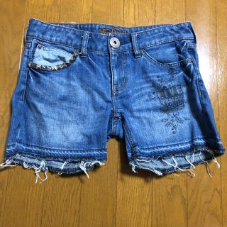 ボンダッチ(Von Dutch)のスタッズ付きショートパンツ(ショートパンツ)